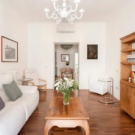 アパート Trastevere Penthouse ローマ