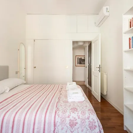 Trastevere Penthouse アパート *