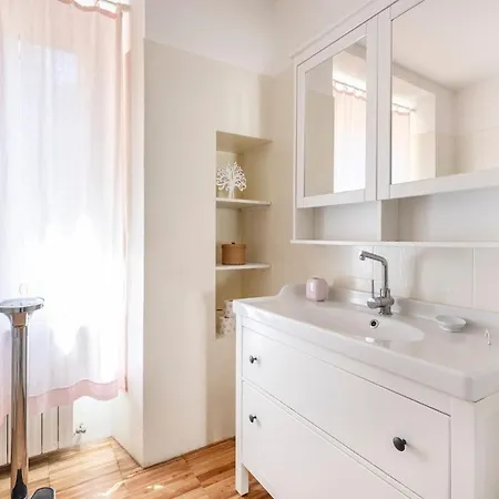 アパート Trastevere Penthouse ローマ